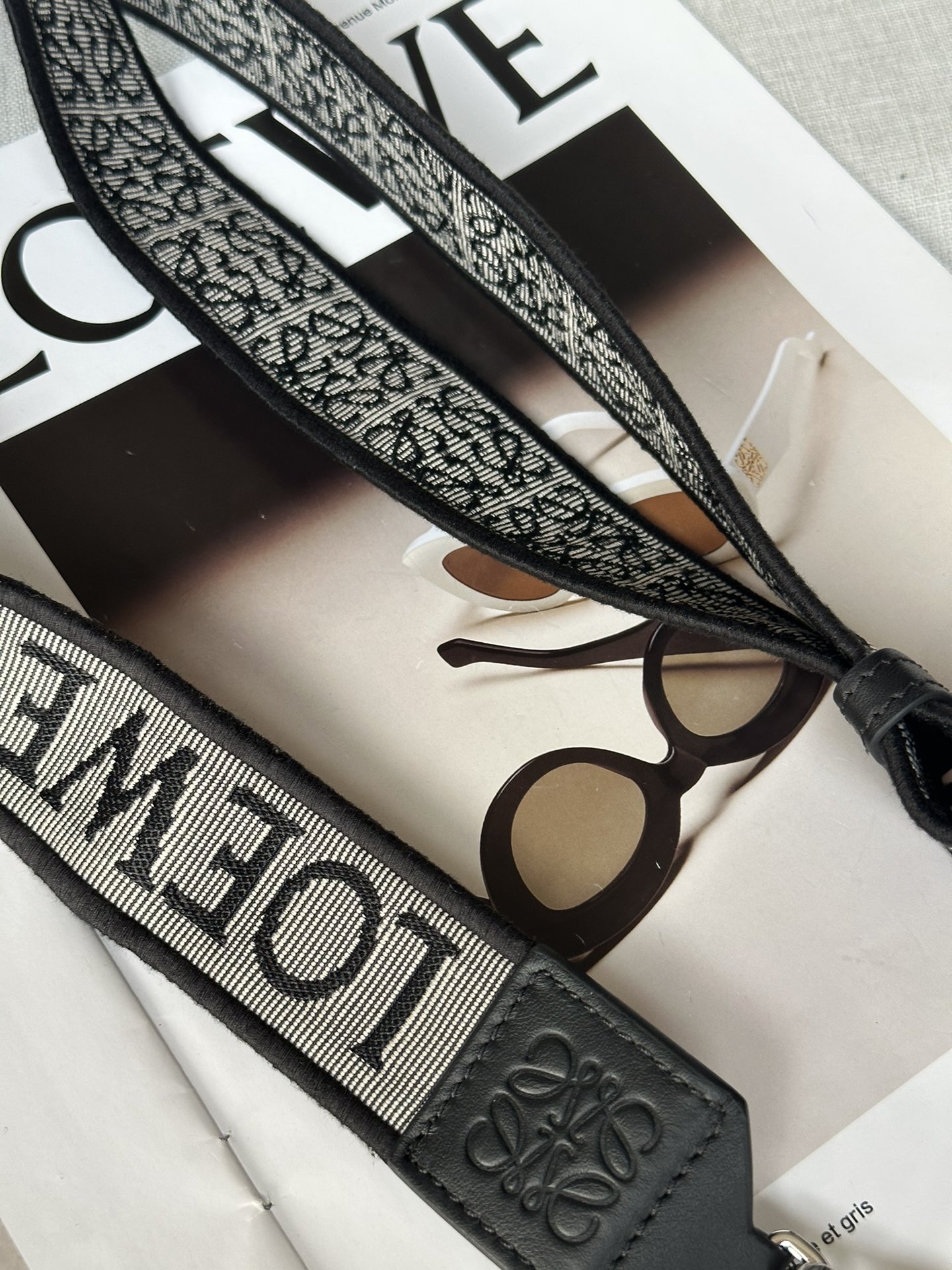 Loewe Anagram Jacquard Reversible Embroidered Shoulder Strap No.1667 0.230 Classic Black/Silver Shoulder Strap Length: 1050-40mm