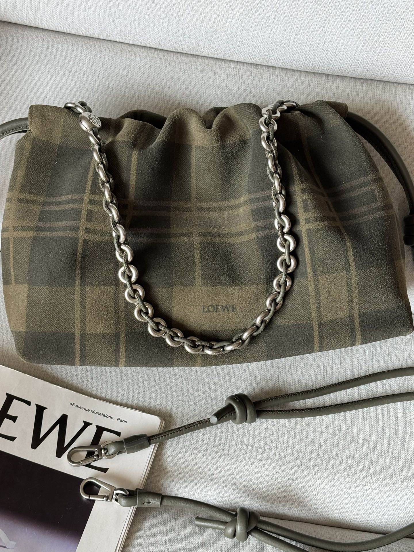 LOEWE 1774  0.780 Flamenco Purse Clutch Medium 30-10.5-20