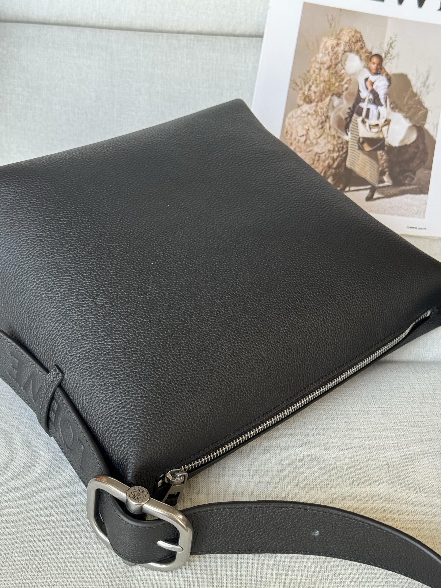 Loewe Cubi Small Lunchbox Bag 0.680 Dimensions 29-22-10 Model 337