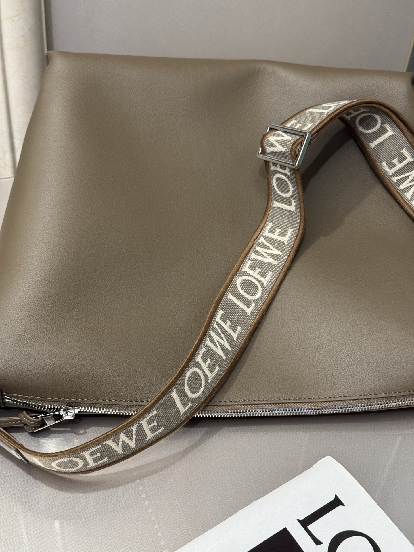 LOEWE Cubi Model 2201  Dimensions: Height 30–16–32