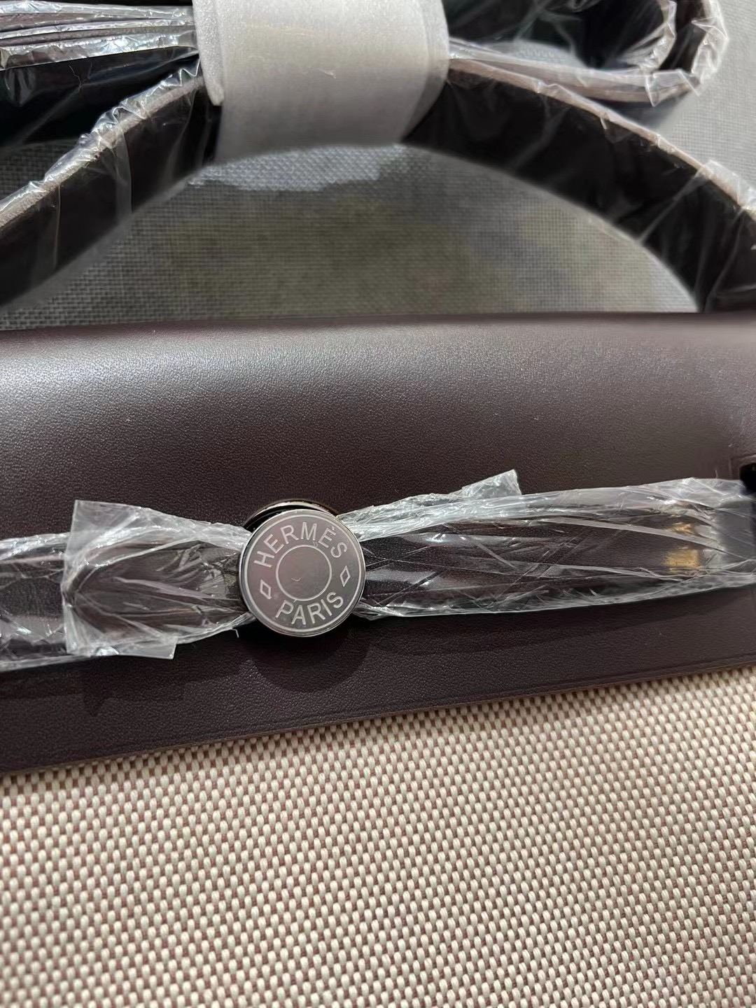 Hermès Model: Mini Herbag Color: Ebony with Silver Hardware Dimensions: 20*17*7cm