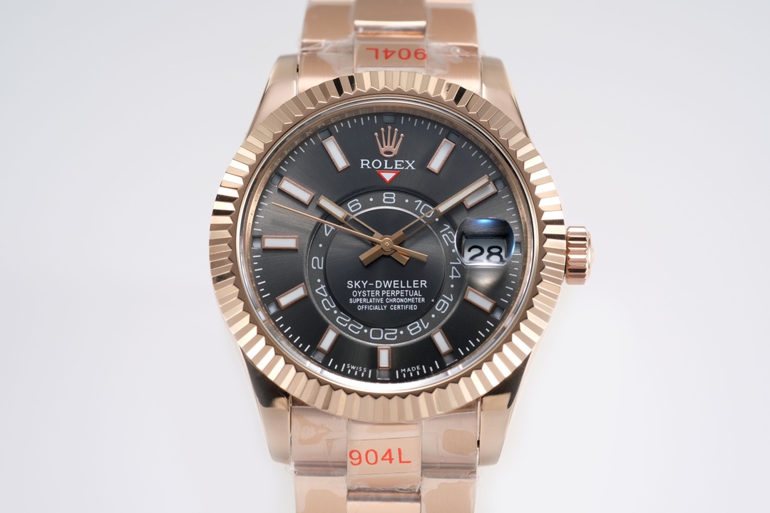 Rolex Sky-Dweller Series  42MM  Calibre 9001 Movement Annual Calendar Dual-Time Zone Stainless Steel Men's Watch