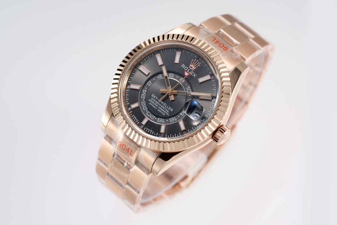 Rolex Sky-Dweller Series  42MM  Calibre 9001 Movement Annual Calendar Dual-Time Zone Stainless Steel Men's Watch