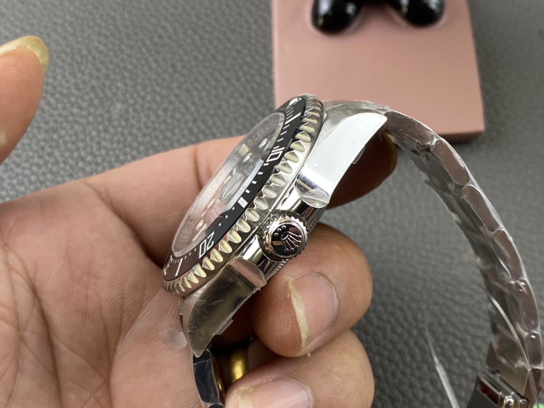 Rolex Sea-Dweller Series+Black King Kong 43MM Single Red+Calibre 2836 Stainless Steel Ceramic Bezel Men's Watch