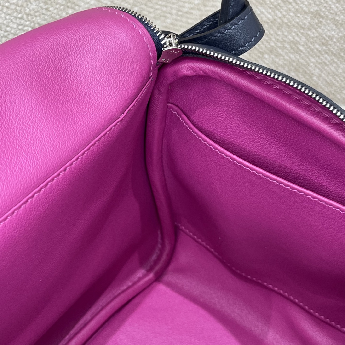 Hermès Model: Lindy 26 Color: Midnight Blue with Rose Purple Accents, Silver Buckle Dimensions: 26cm x 18cm x 13cm