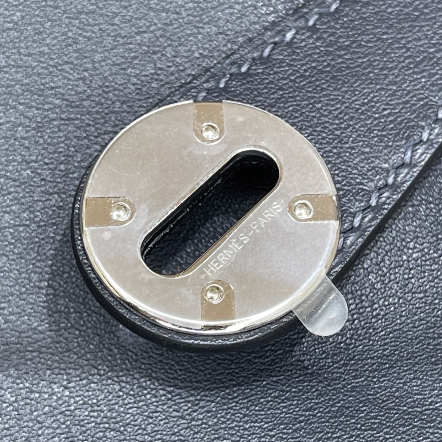 Hermès Model: Lindy 26 Color: Midnight Blue with Rose Purple Accents, Silver Buckle Dimensions: 26cm x 18cm x 13cm