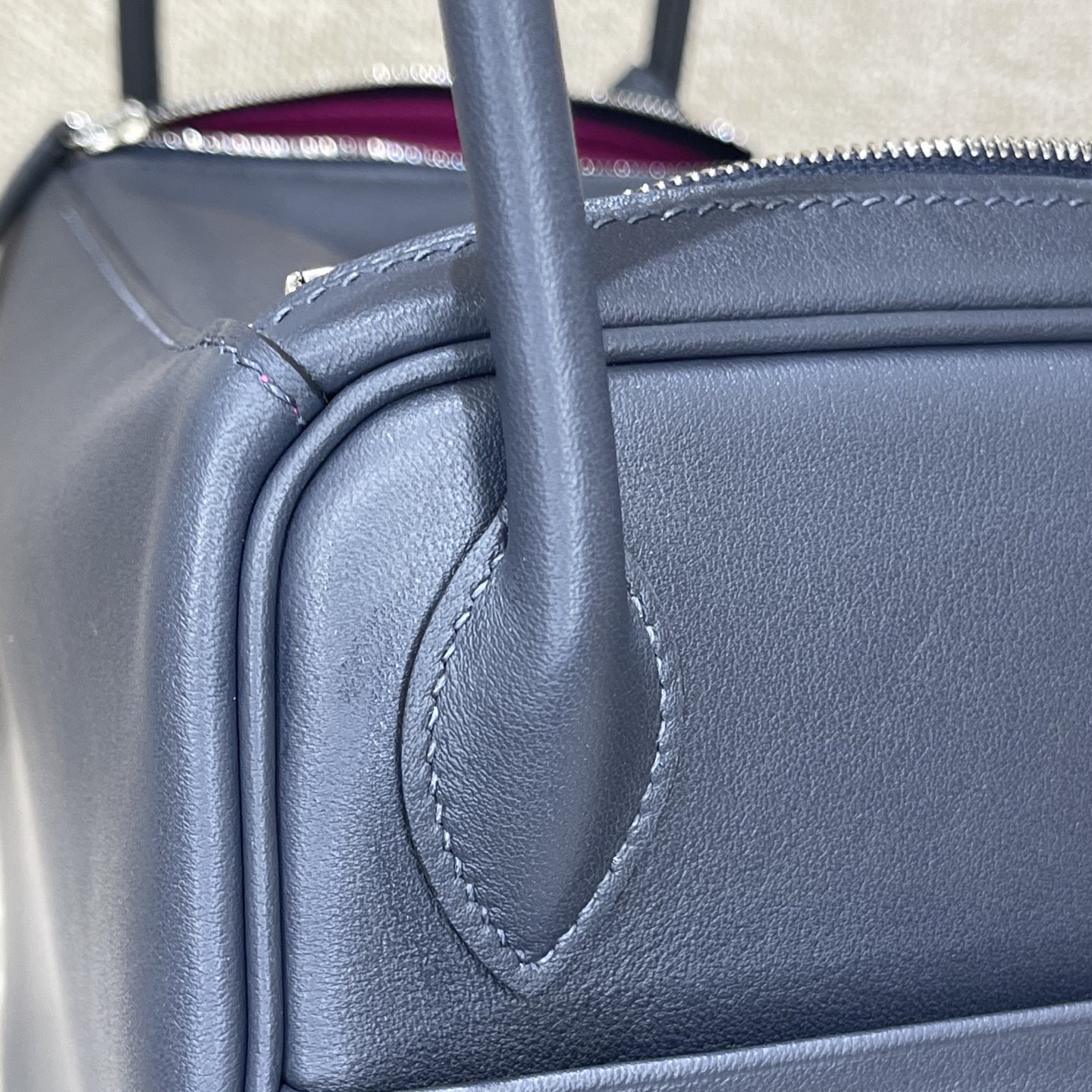 Hermès Model: Lindy 26 Color: Midnight Blue with Rose Purple Accents, Silver Buckle Dimensions: 26cm x 18cm x 13cm