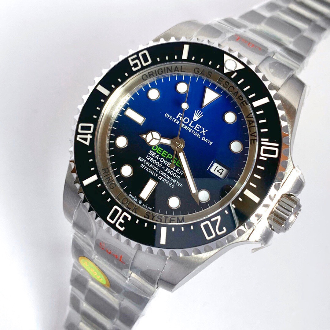Rolex Sea-Dweller Series+m126660-0002+43MM+Calibre 2836 904L Stainless Steel Gradient Black Dial Men's Watch