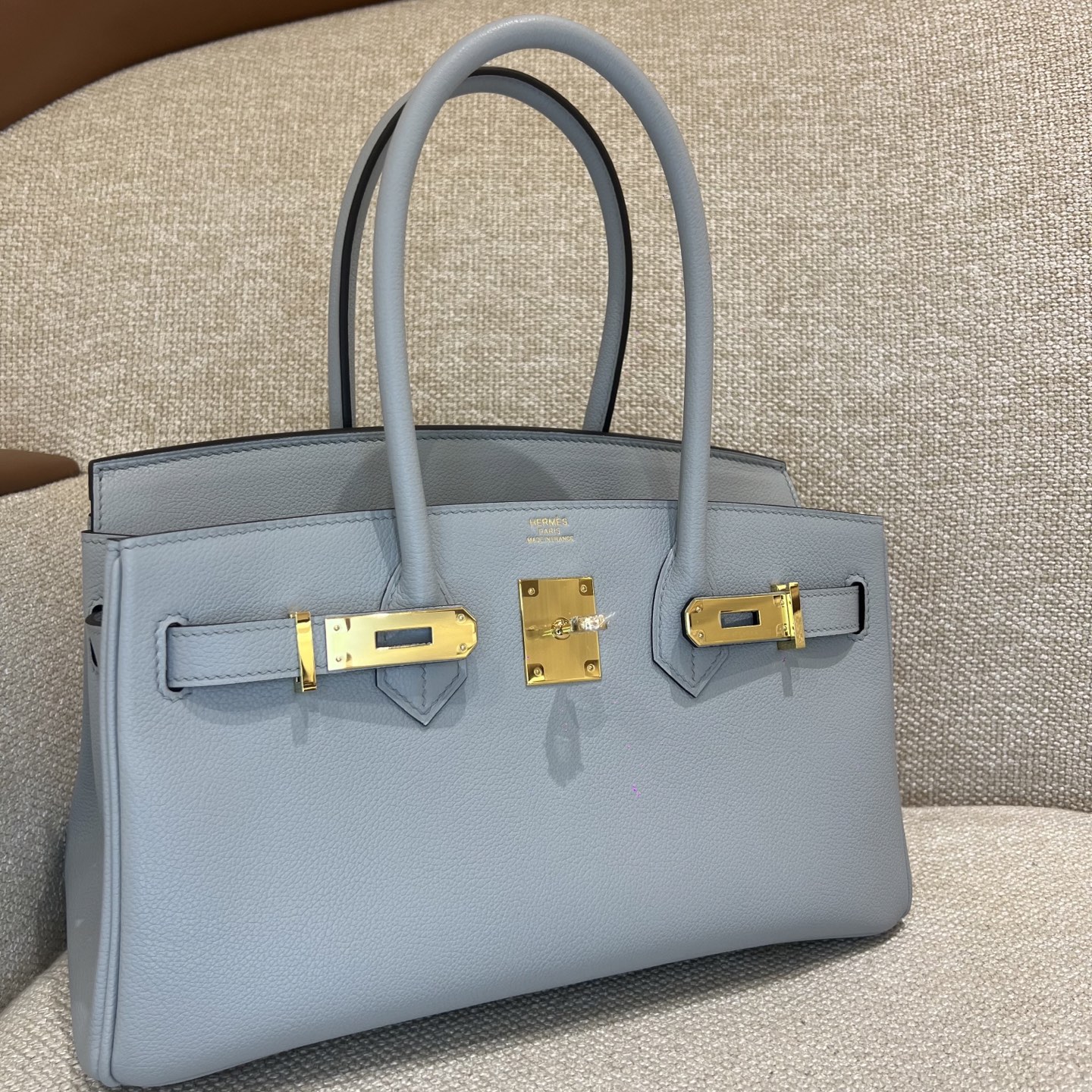 Hermès Model: Shoulder 29 Color: Glacier Blue with Gold Hardware Dimensions: 29cm x 16cm x 13.5cm