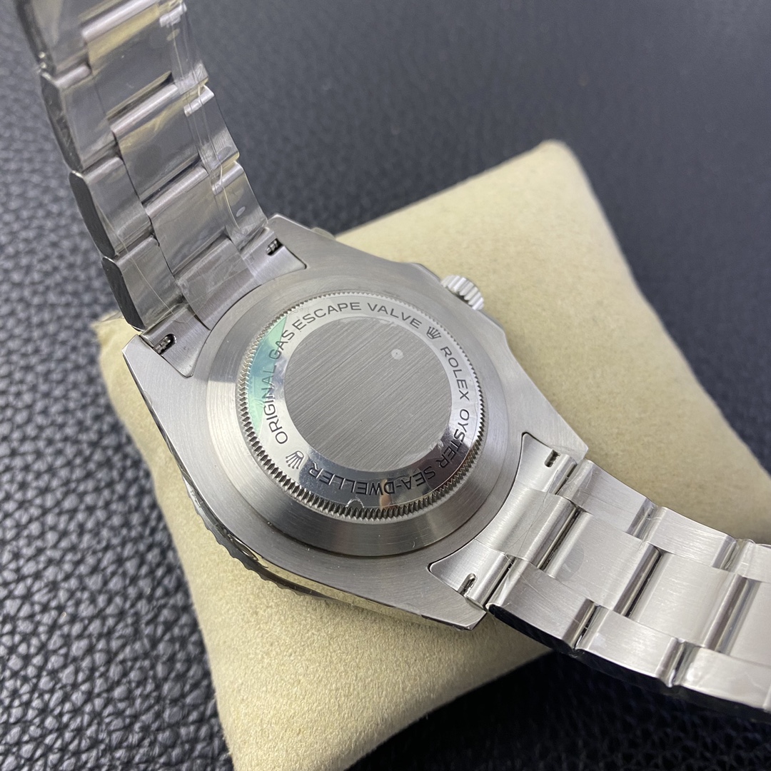 Rolex Sea-Dweller+New Dial Single Red+6 O'clock Crown Mark+904L Stainless Steel+Calibre 2824/3135 Men's Watch