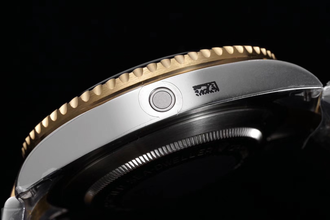 Rolex Sea-Dweller JuniorGMF V3 Upgrade+Single Yellow Dial+43mm+Cal.3235 Integrated Movement (Non-Sandwich Movement) Men's Watch