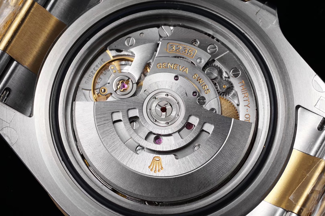 Rolex Sea-Dweller JuniorGMF V3 Upgrade+Single Yellow Dial+43mm+Cal.3235 Integrated Movement (Non-Sandwich Movement) Men's Watch