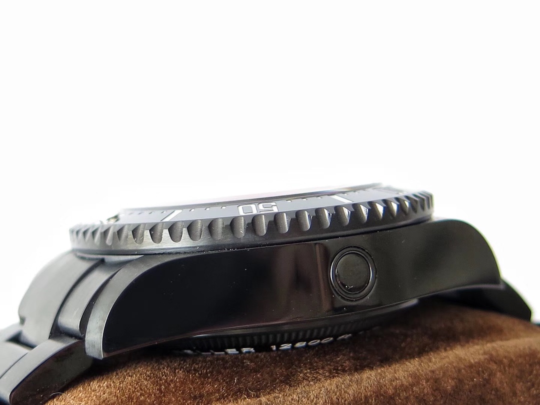 Rolex Sea-Dweller SeriesVR Factory V2 Upgrade+Red Devil Special Custom Edition+PVD Black+Red Accents Men's Watch