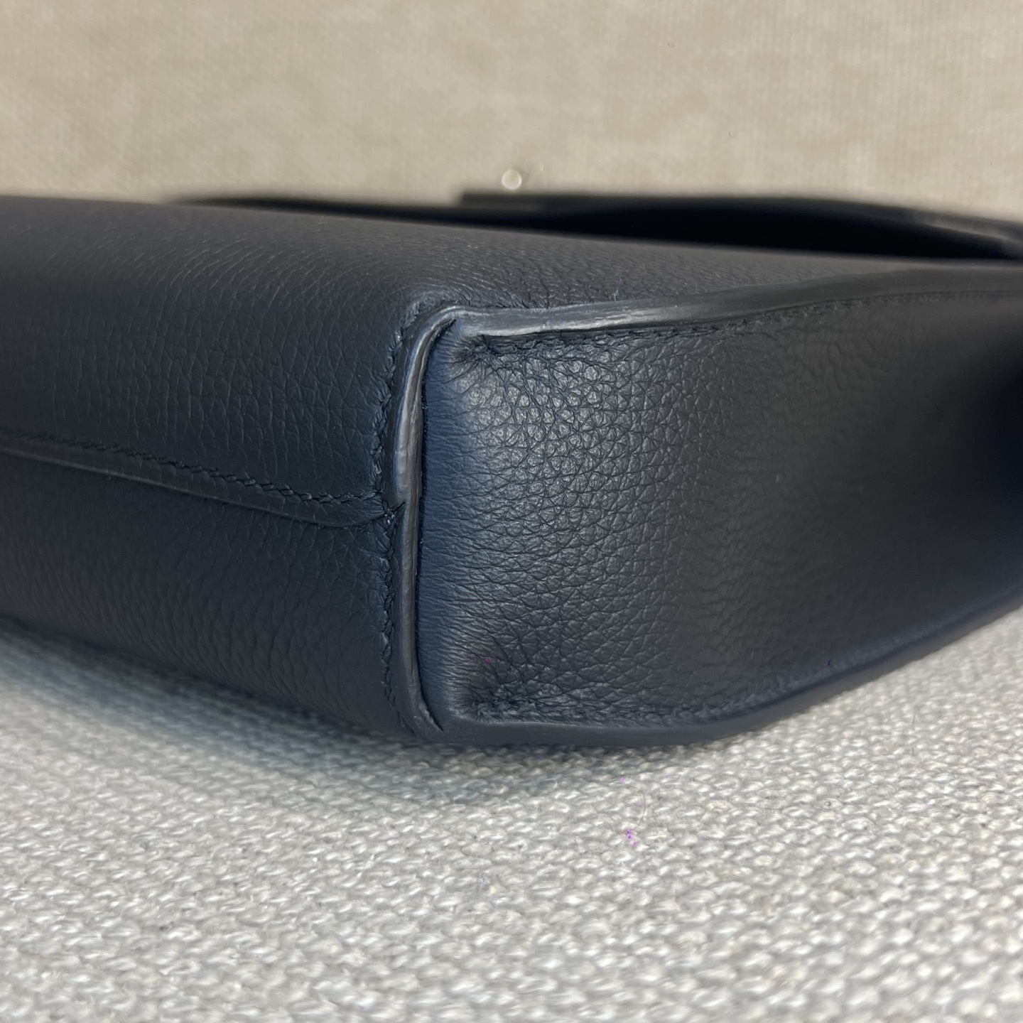 Hermès Model: Depeches 36 Color: Black with silver hardware Dimensions: 36.6cm x 29cm x 5cm