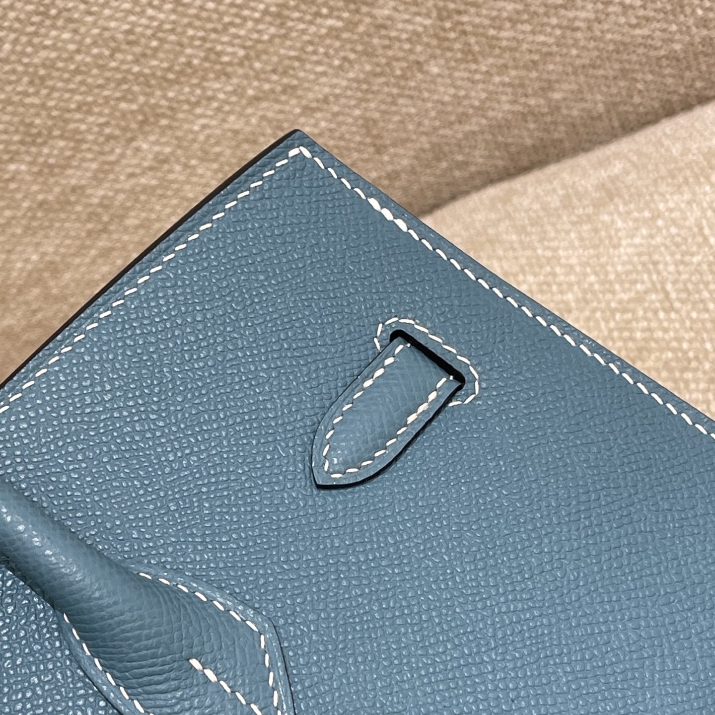 Hermès Model: Birkin 25 Color: Denim Blue with Gold Hardware Dimensions: 25cm x 20cm x 13cm