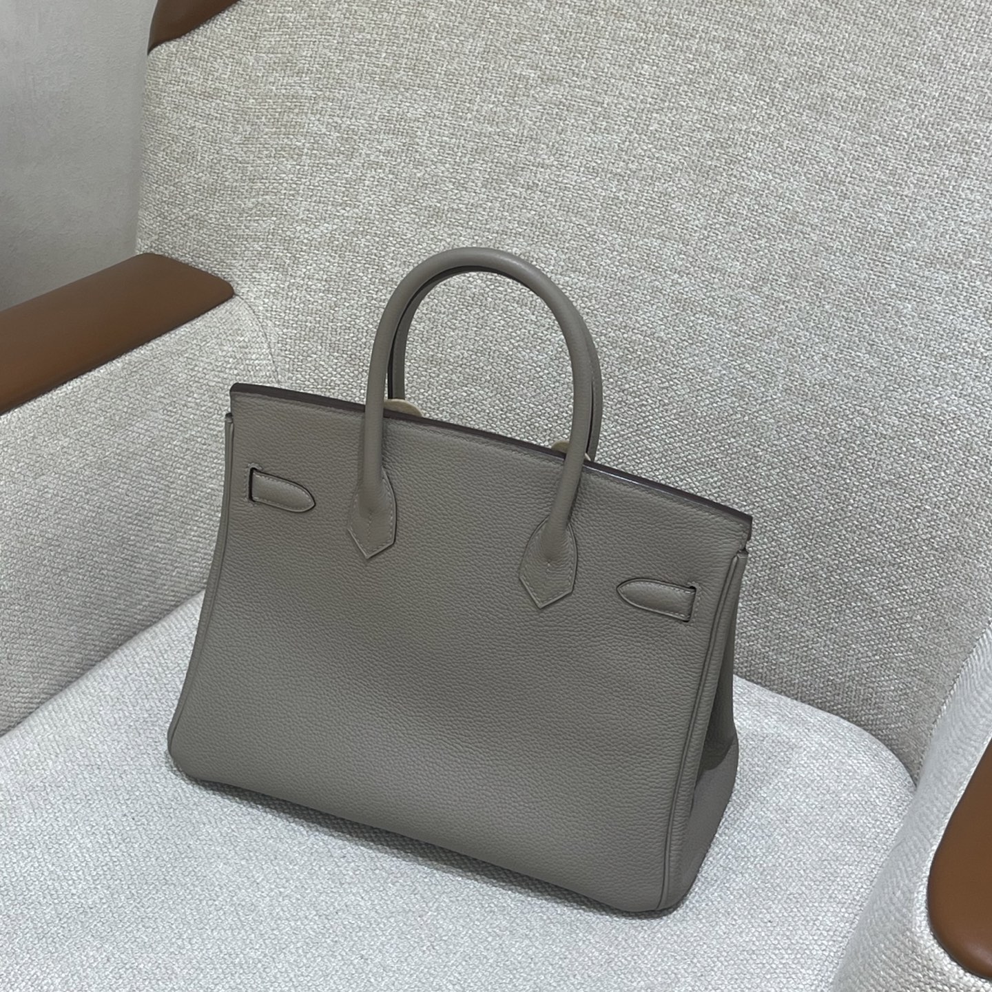 Hermès Model: Birkin 30 Color: M8 Asphalt Gray with Rose Gold Buckle Dimensions: 30cm x 22cm x 16cm