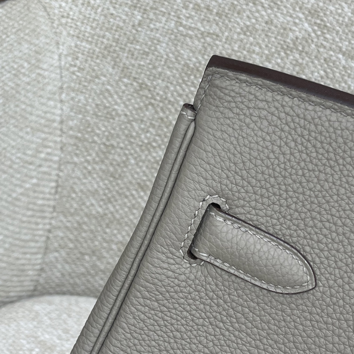 Hermès Model: Birkin 30 Color: M8 Asphalt Gray with Rose Gold Buckle Dimensions: 30cm x 22cm x 16cm