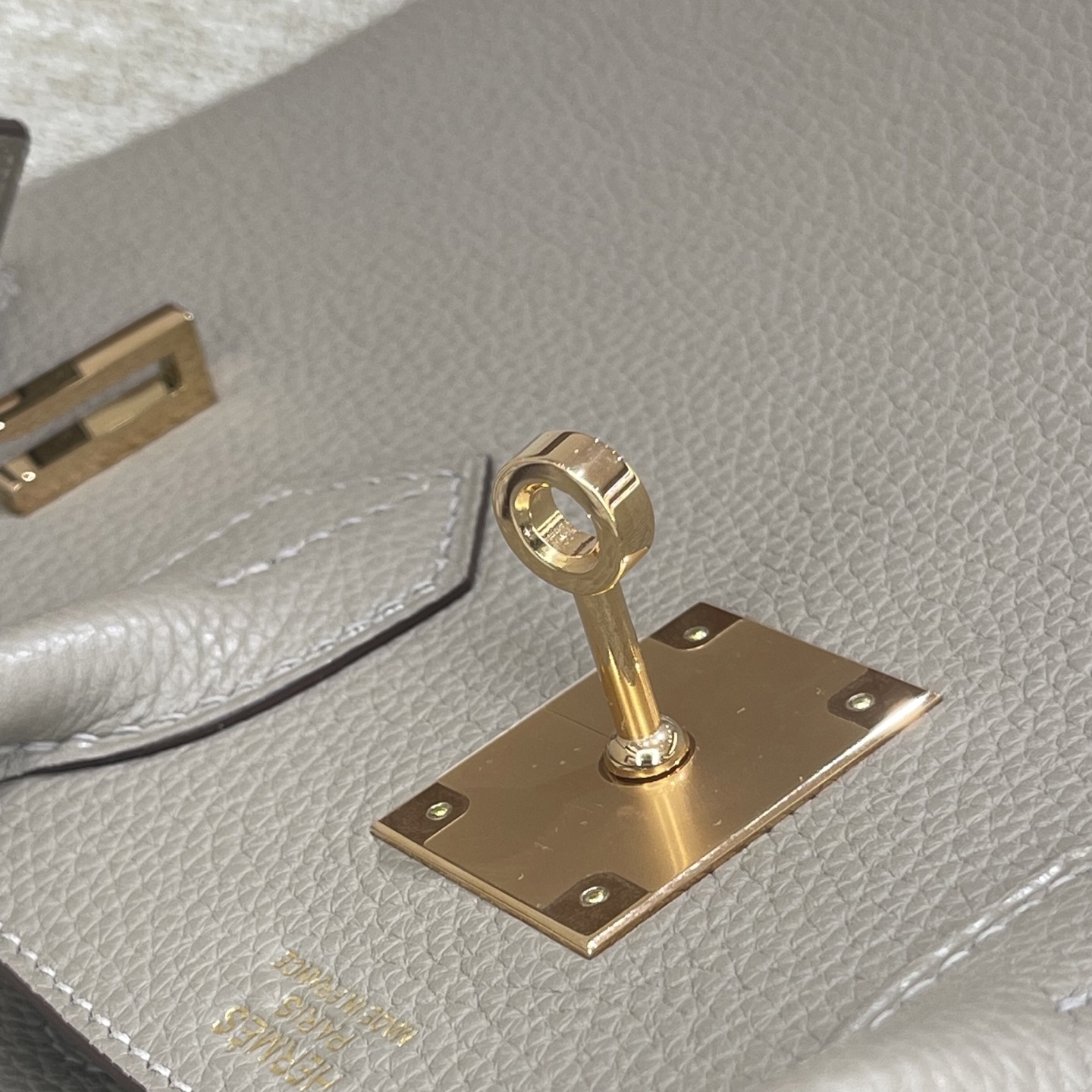 Hermès Model: Birkin 30 Color: M8 Asphalt Gray with Rose Gold Buckle Dimensions: 30cm x 22cm x 16cm