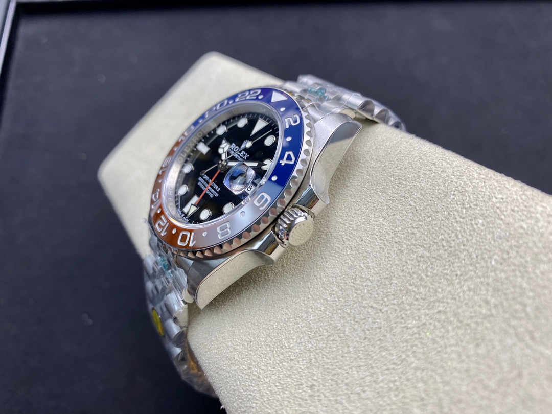 Rolex GMT-Master II Pepsi Bezel 40mm｜13mm Thickness Caliber 3186 Automatic Movement 904L Steel Red & Blue Ceramic Bi-directional Rotating Bezel High-tech Electroplated Font Sapphire Crystal Super Luminous Fold-over Clasp GMT Function