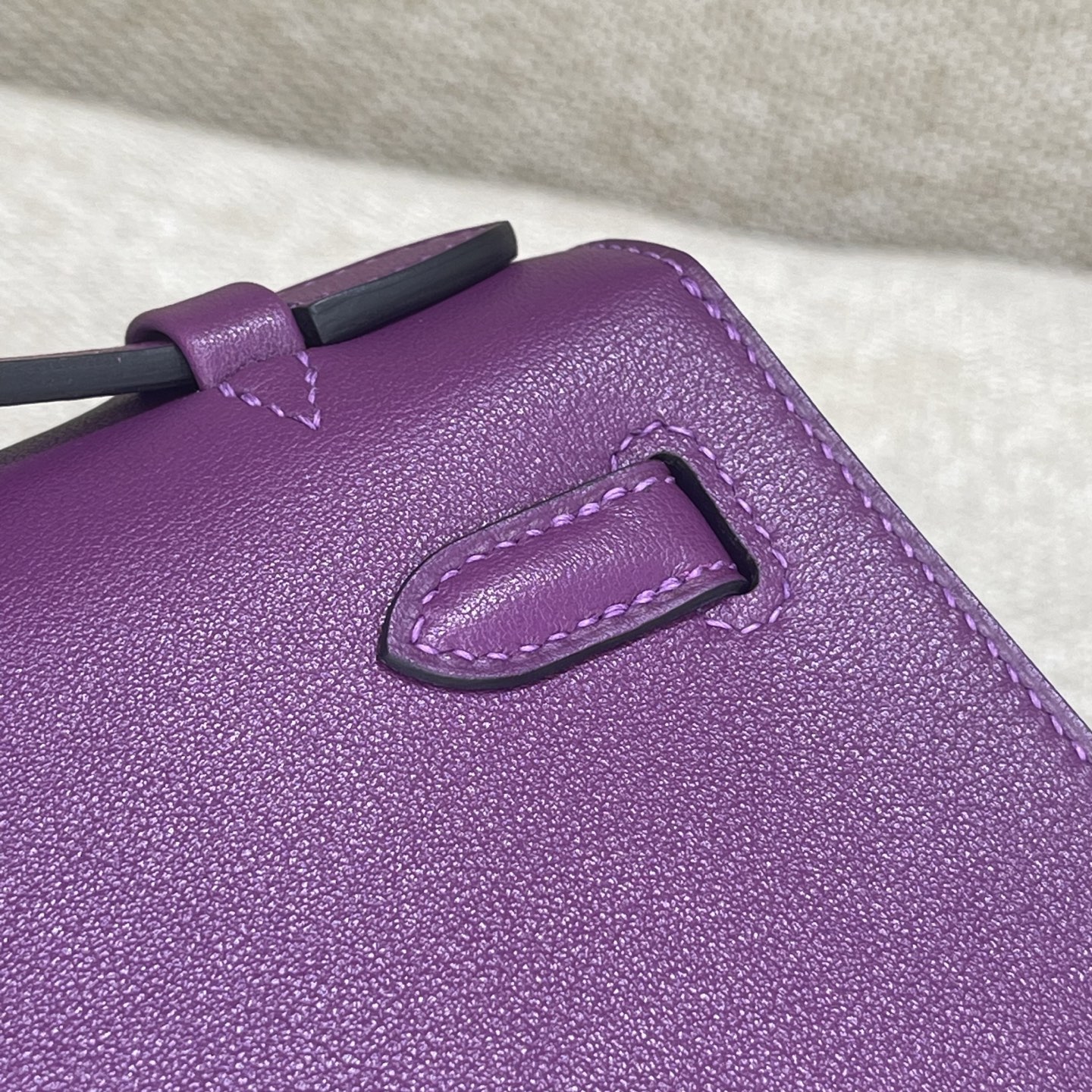 Hermès Model: Kelly Mini First Generation Color: Anemone Purple with Gold Hardware Dimensions: 22cm x 14cm x 7cm