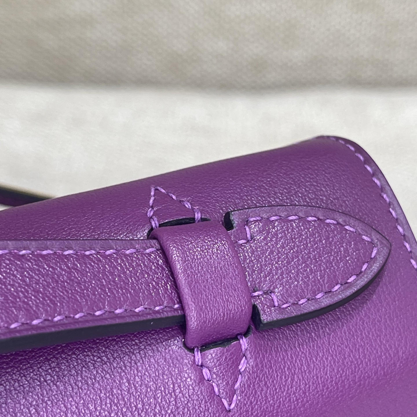 Hermès Model: Kelly Mini First Generation Color: Anemone Purple with Gold Hardware Dimensions: 22cm x 14cm x 7cm