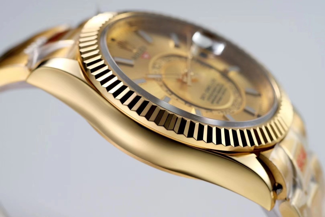 Rolex Sky-Dweller 42mm｜Caliber 9001 Automatic Mechanical Movement Ring Command Fluted Bezel Scratch-resistant Sapphire Crystal (Anti-reflective Magnified Date Window) Sunburst Dial Oyster Steel Three-piece Link Bracelet 5mm Easy-adjust Link Extension Syst