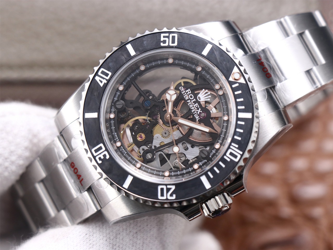 Rolex Submariner Full Skeleton Modified Version 40mm｜Caliber 3130 Skeleton Movement 12.5mm Thickness Coated Carbon Fiber Bezel 904L Steel Material Sapphire Crystal Swiss Ice-Blue Luminous Carbon Fiber Texture Sapphire Luminous Insert