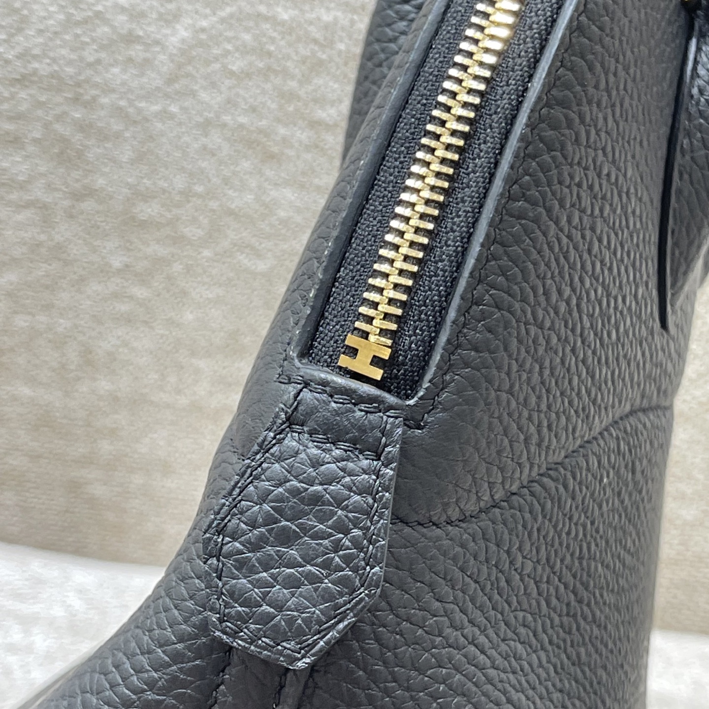 Hermès Model: Bolide 31 Color: Black with gold hardware Dimensions: 31x25x12 cm