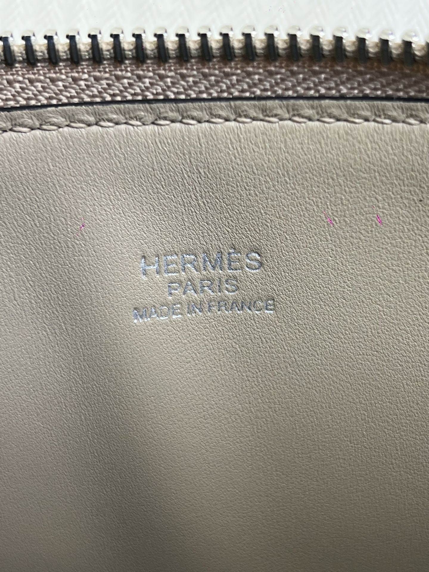 Hermès Model: Bolide 27 Color: Trench Gray Silver Dimensions: 27x20x11cm