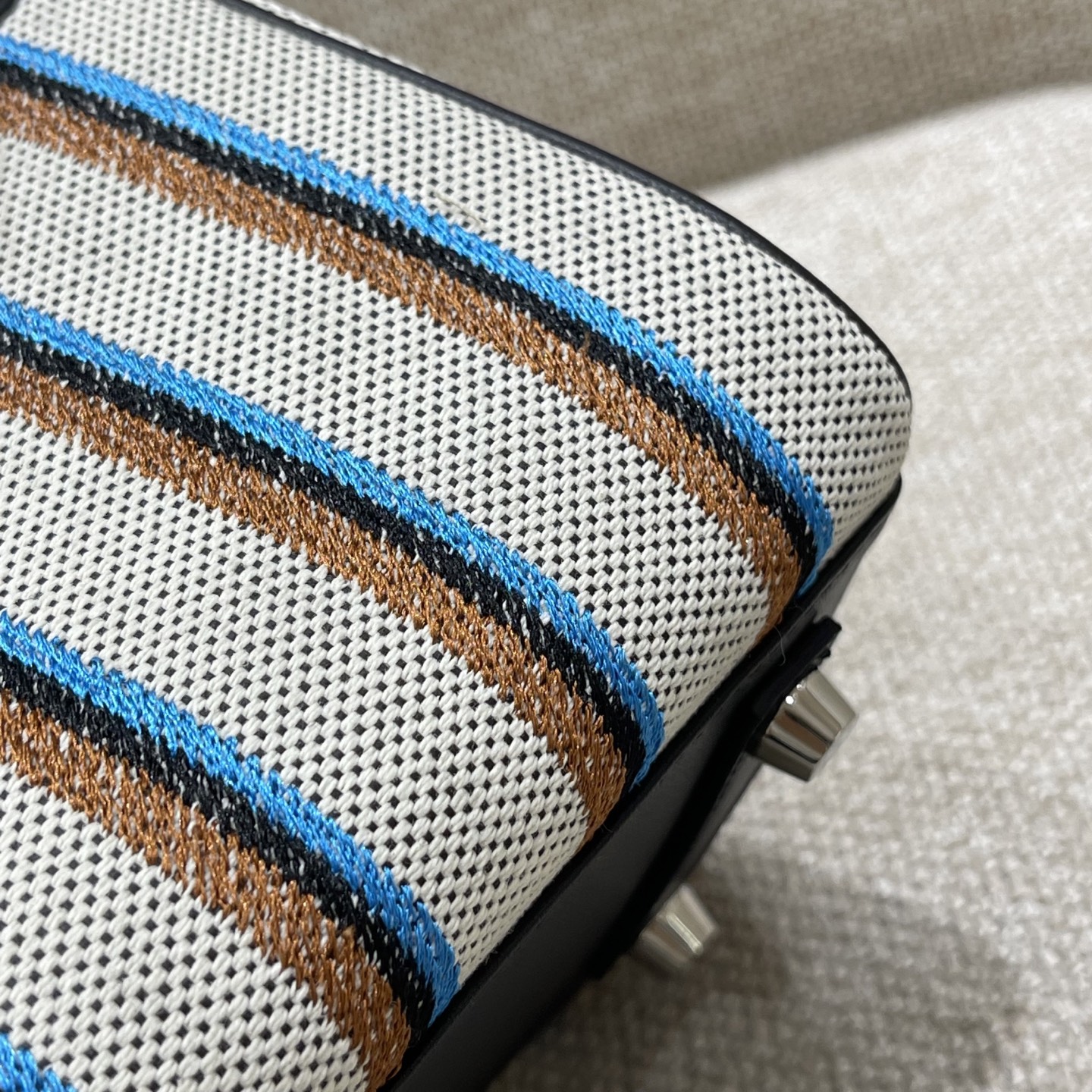 Hermès Model: Shoulder 29 Color: Black with silver hardware Dimensions: 29cm x 16cm x 13.5cm