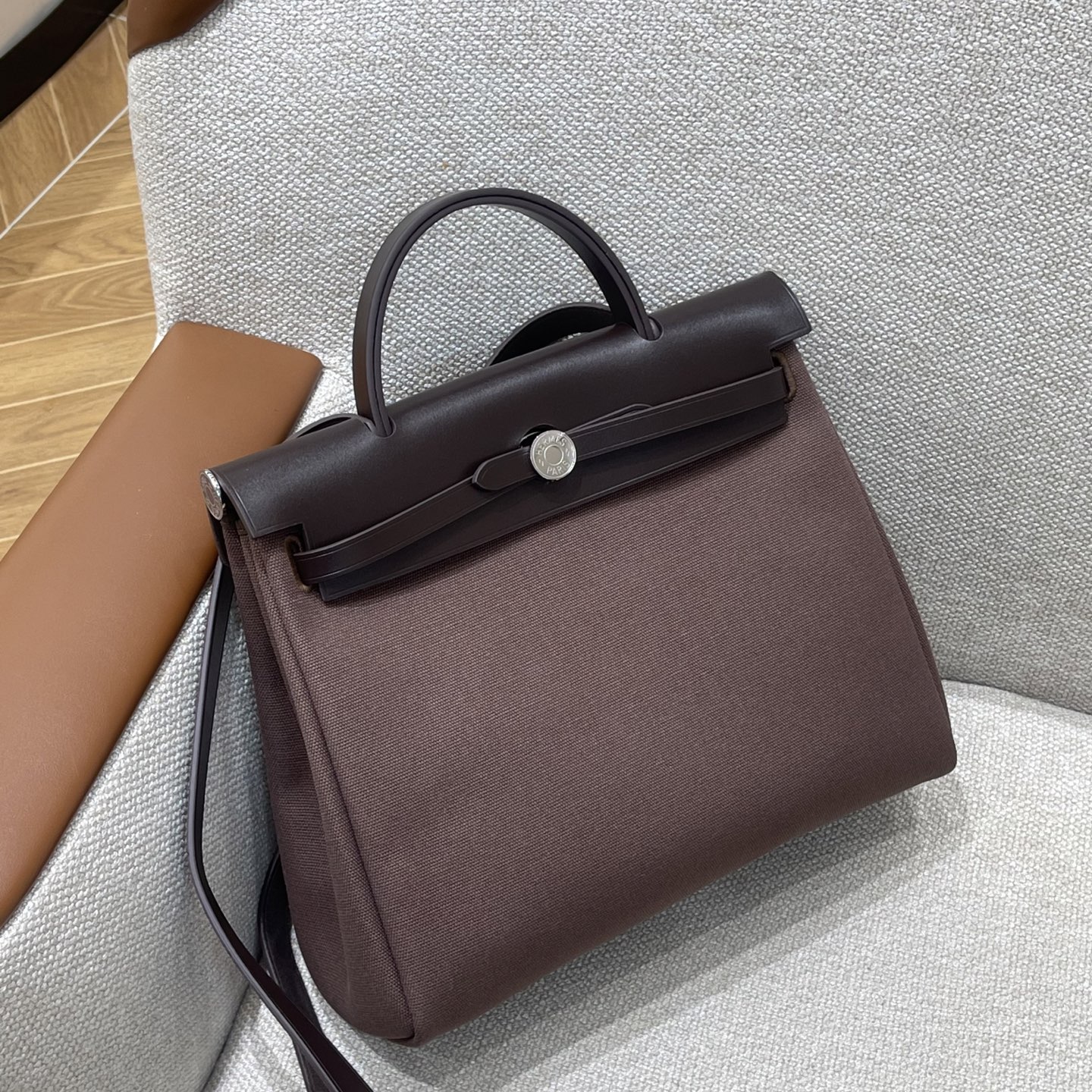 Hermès Model: herbag31 Color: Ebony with silver hardware Dimensions: 31cm x 25cm x 10cm