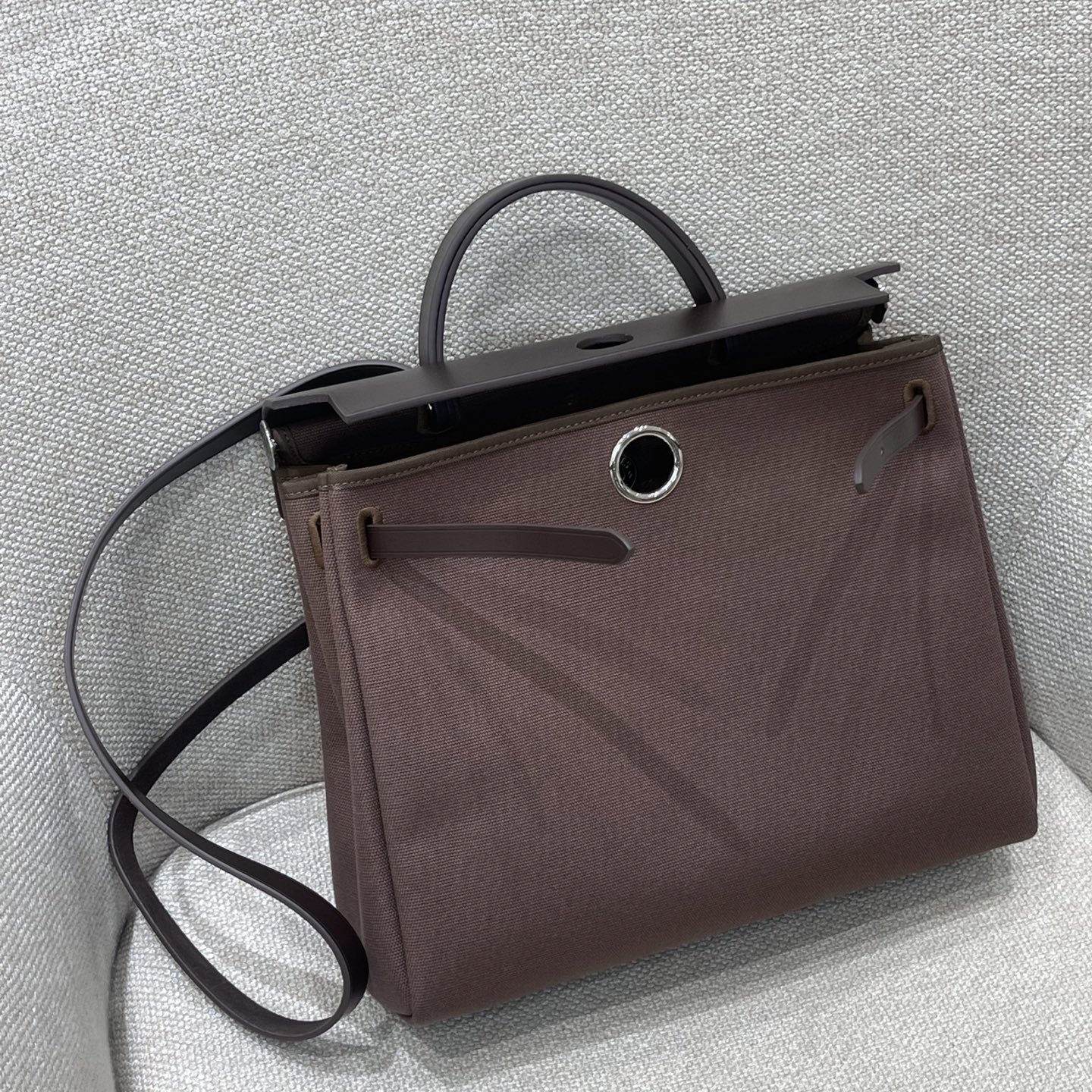 Hermès Model: herbag31 Color: Ebony with silver hardware Dimensions: 31cm x 25cm x 10cm