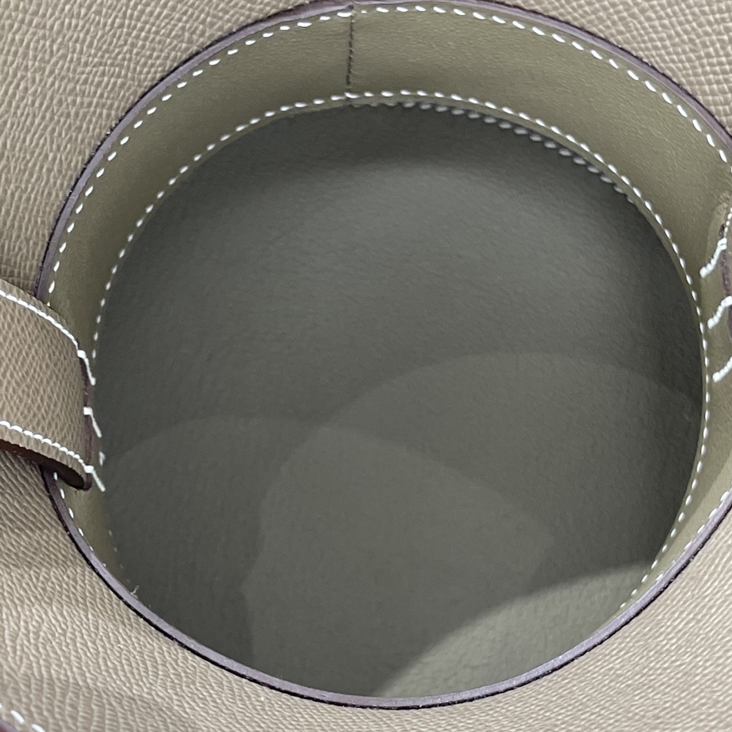 Hermès Model: mini Medor Color: Jaipur Pink with Silver Buckle Dimensions: 14.5cm x 15cm x 14.5cm