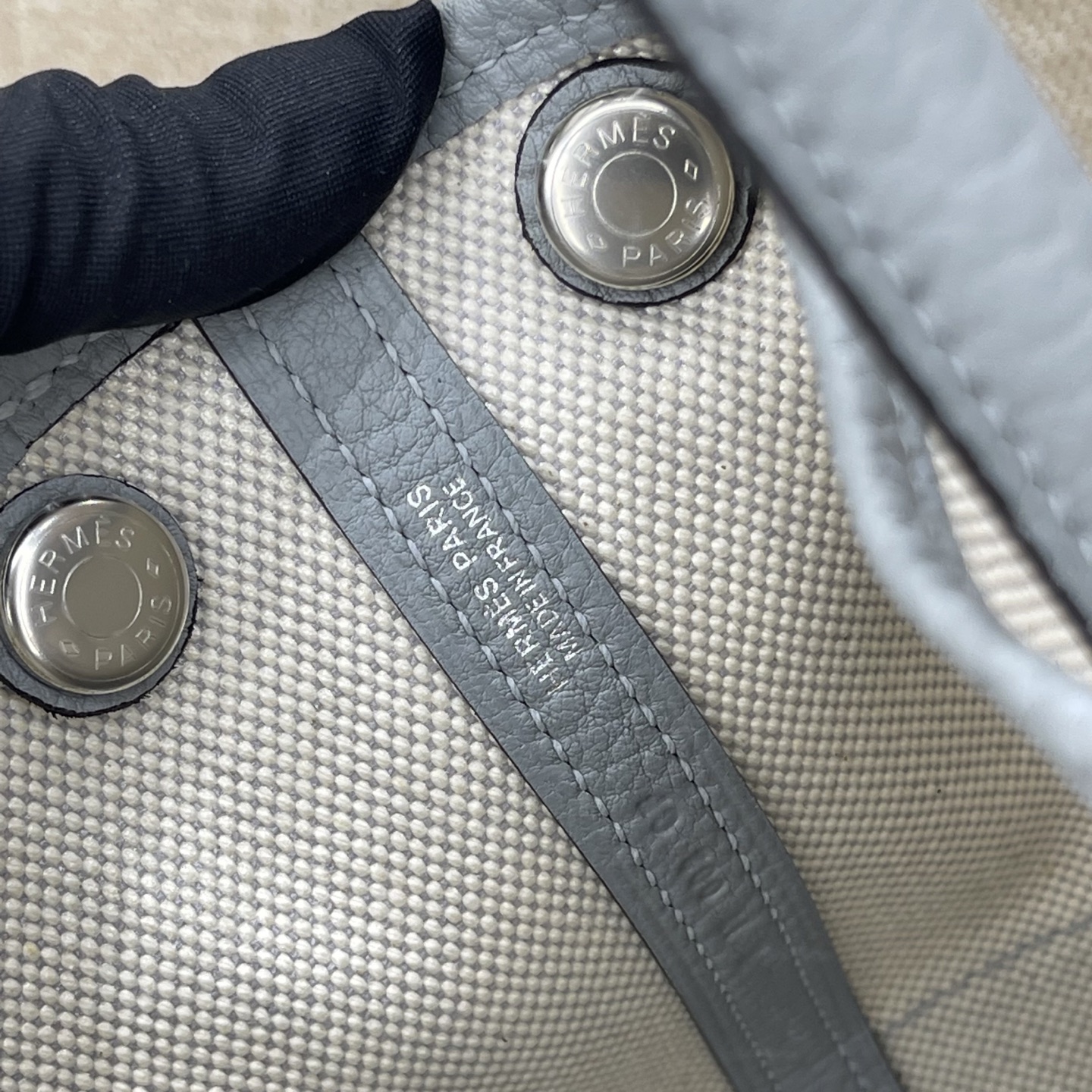 Hermès Model: mini Garden Party Color: Puppet Gray with Silver Hardware Dimensions: 23 x 16 x 10 cm