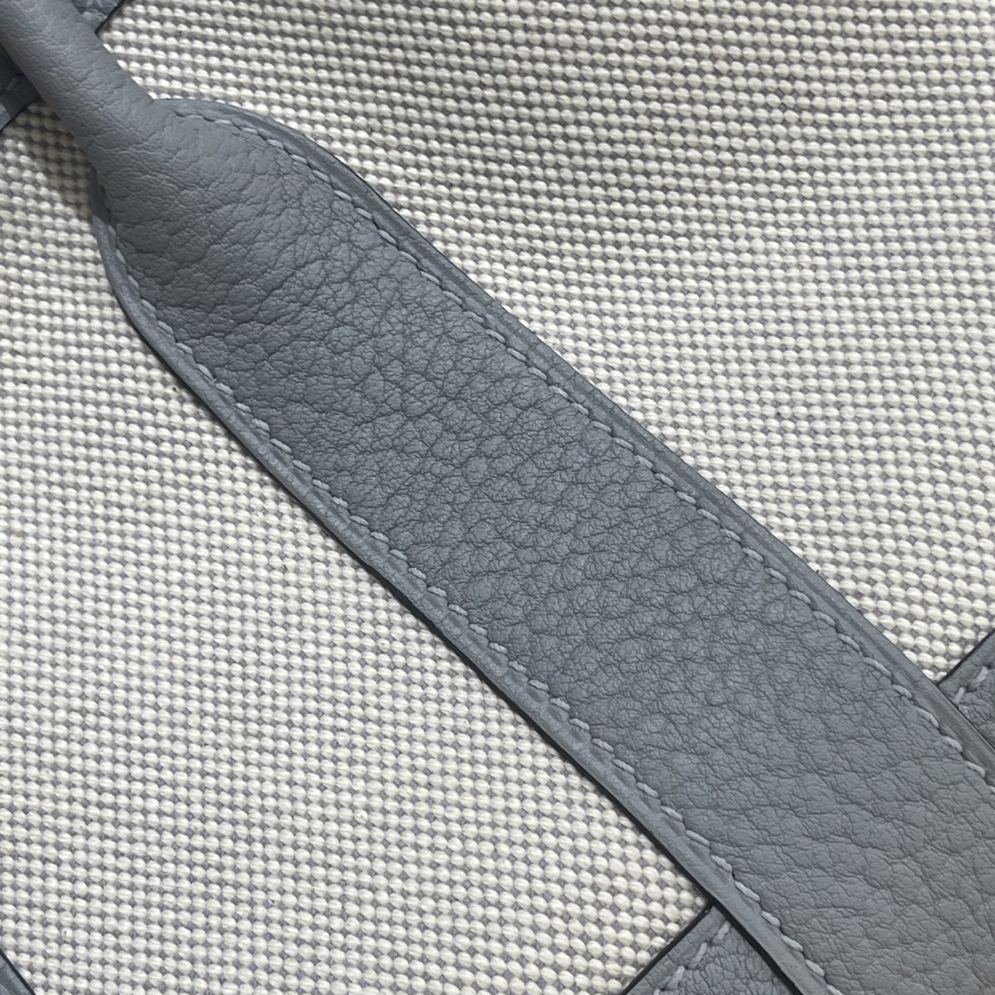 Hermès Model: mini Garden Party Color: Puppet Gray with Silver Hardware Dimensions: 23 x 16 x 10 cm