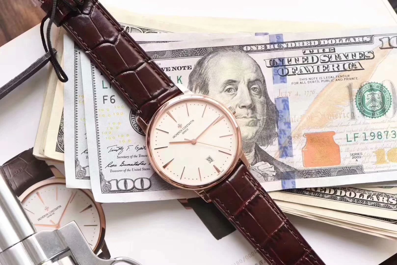 Vacheron Constantin Traditionnelle Collection 81530 40mm×9mm｜Caliber 9015 Modified to 2450 Movement 18K Gold Plated Rotor Double-sided Sapphire Crystal (Anti-reflective Coating) Double-layer Italian Calfskin Strap Maltese Cross Buckle Sealed Case Back/Sap