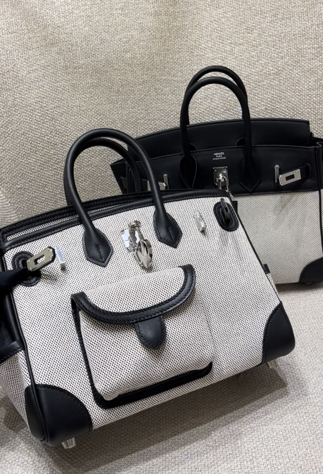 Hermès Model: Birkin 25 Color: Panda with Silver Hardware Dimensions: 25cm x 20cm x 13cm