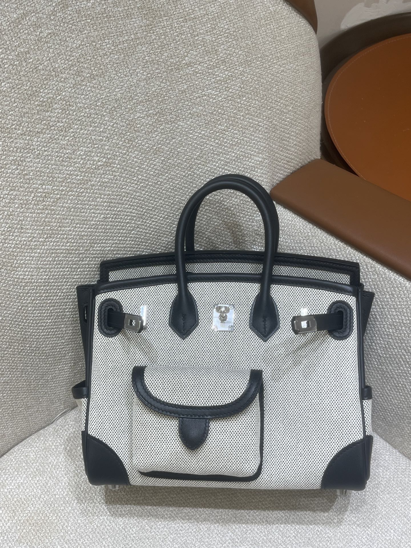 Hermès Model: Birkin 25 Color: Panda with Silver Hardware Dimensions: 25cm x 20cm x 13cm