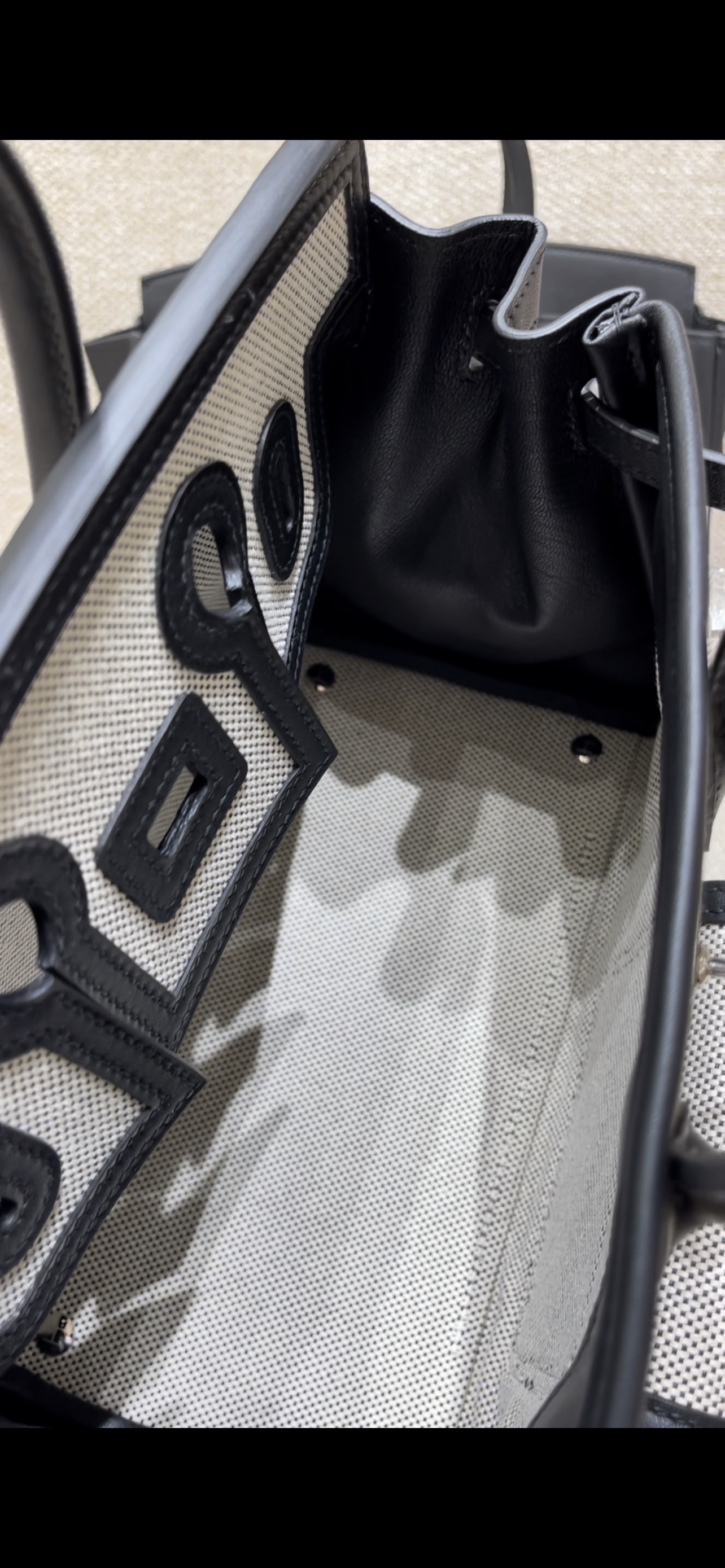 Hermès Model: Birkin 25 Color: Panda with Silver Hardware Dimensions: 25cm x 20cm x 13cm