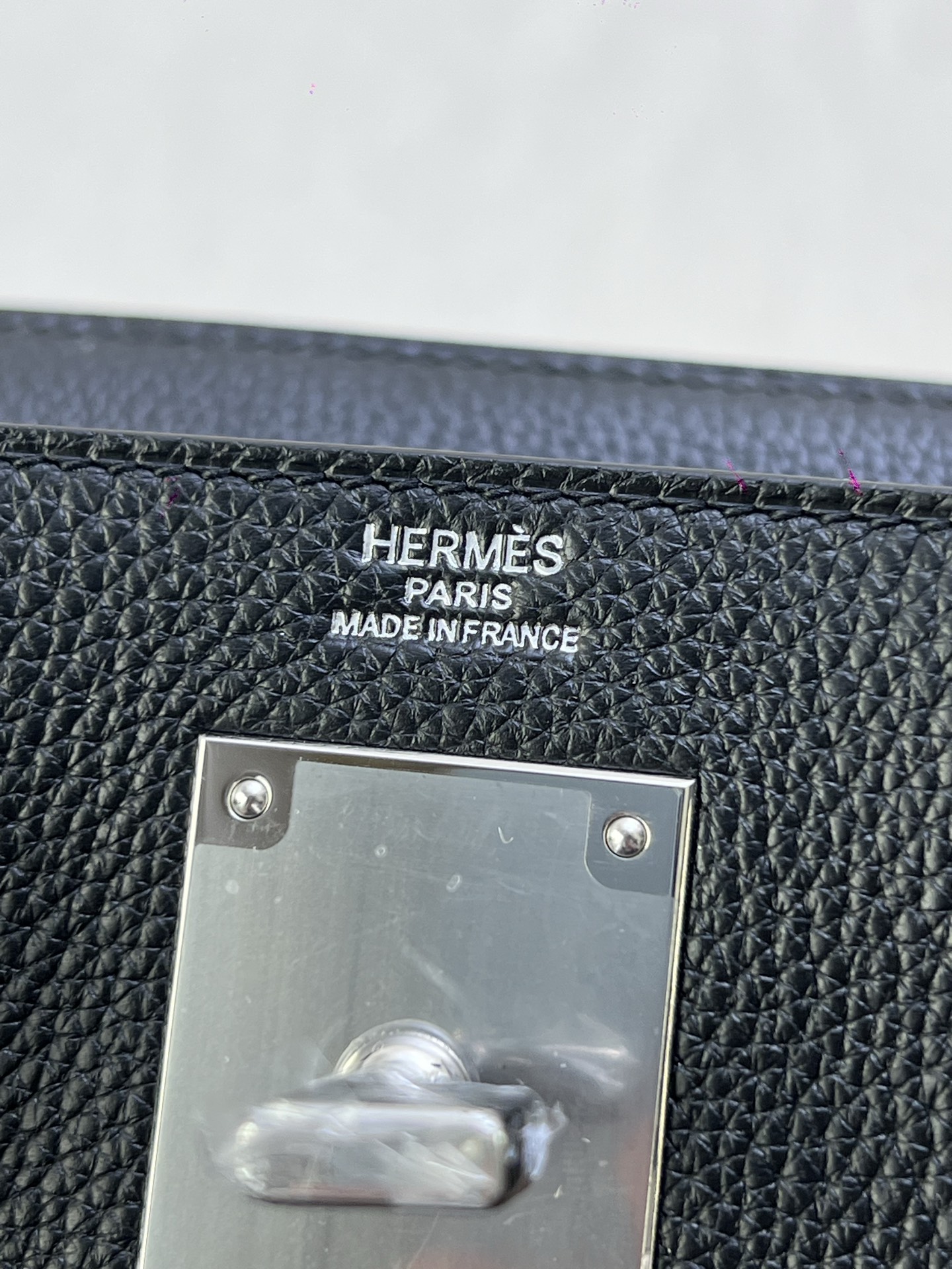Hermès Model: HAC dos Color: Black with silver buckle Dimensions: 18*28*8 cm