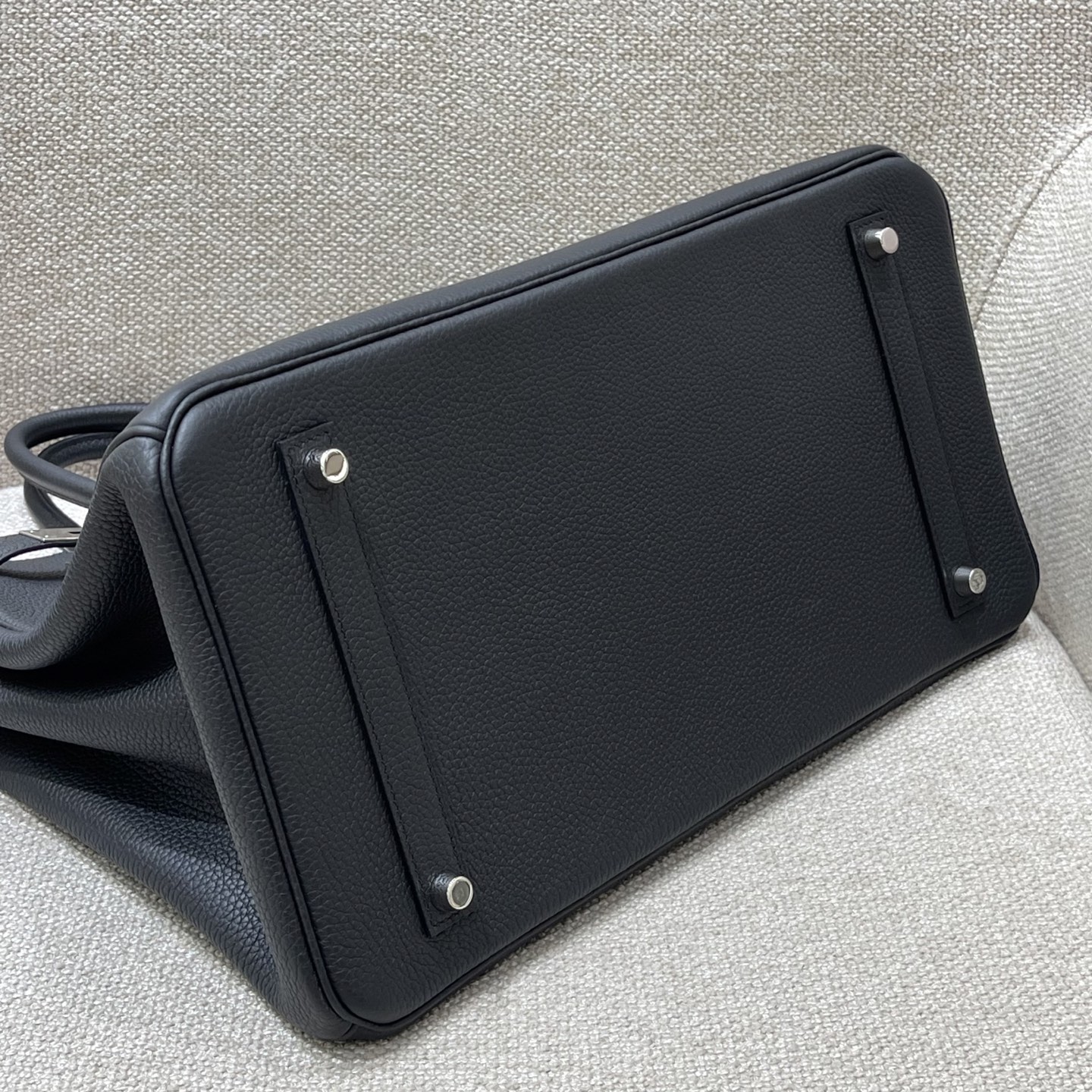 Hermès Model: Birkin 35 Color: Black with silver hardware Dimensions: 35cm x 25cm x 18cm