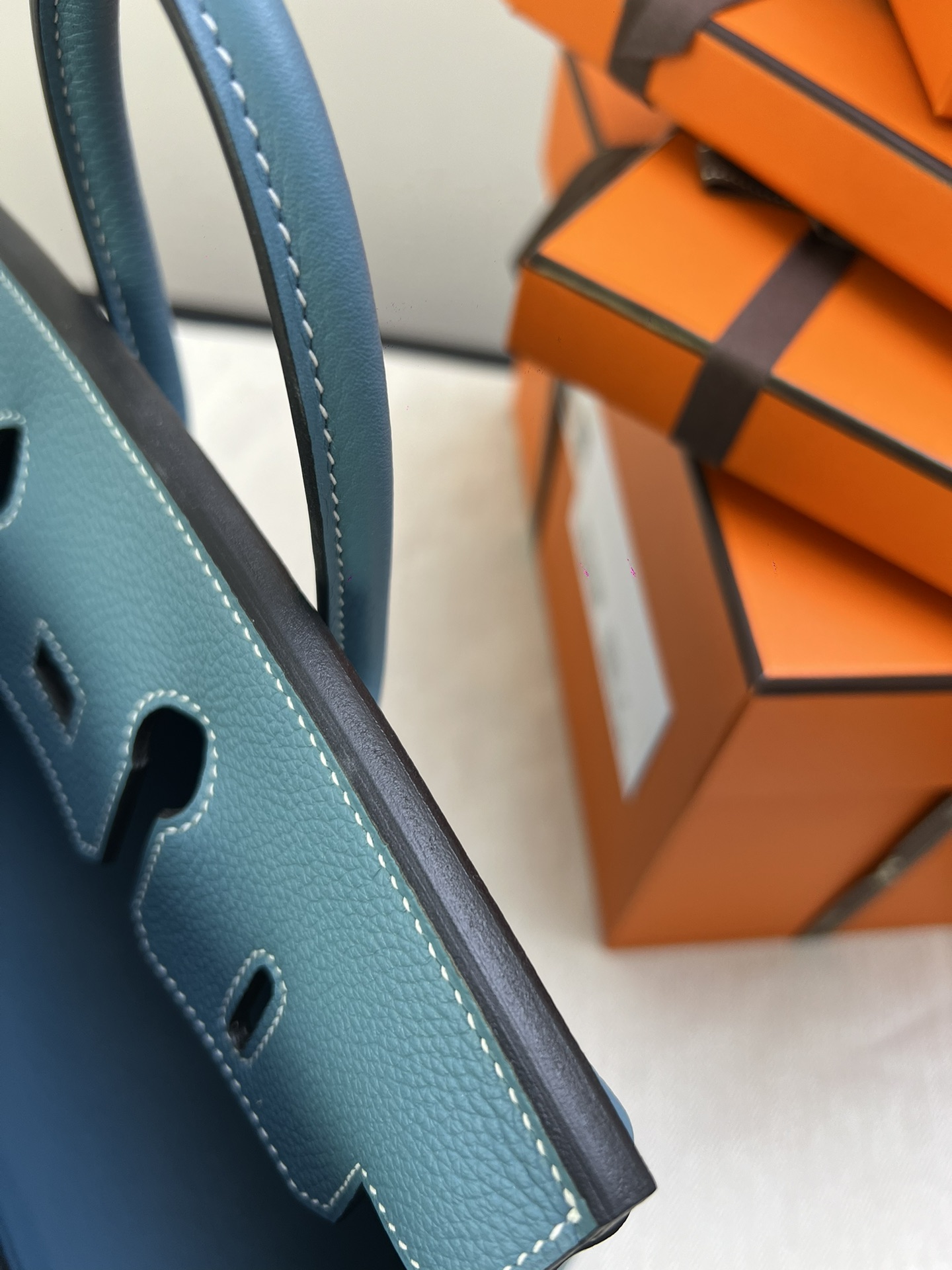 Hermès Model: Birkin 25 Color: Denim Blue with Gold Hardware Dimensions: 25cm x 20cm x 13cm