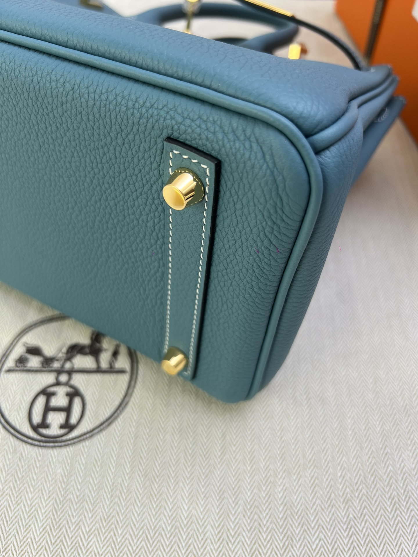 Hermès Model: Birkin 25 Color: Denim Blue with Gold Hardware Dimensions: 25cm x 20cm x 13cm