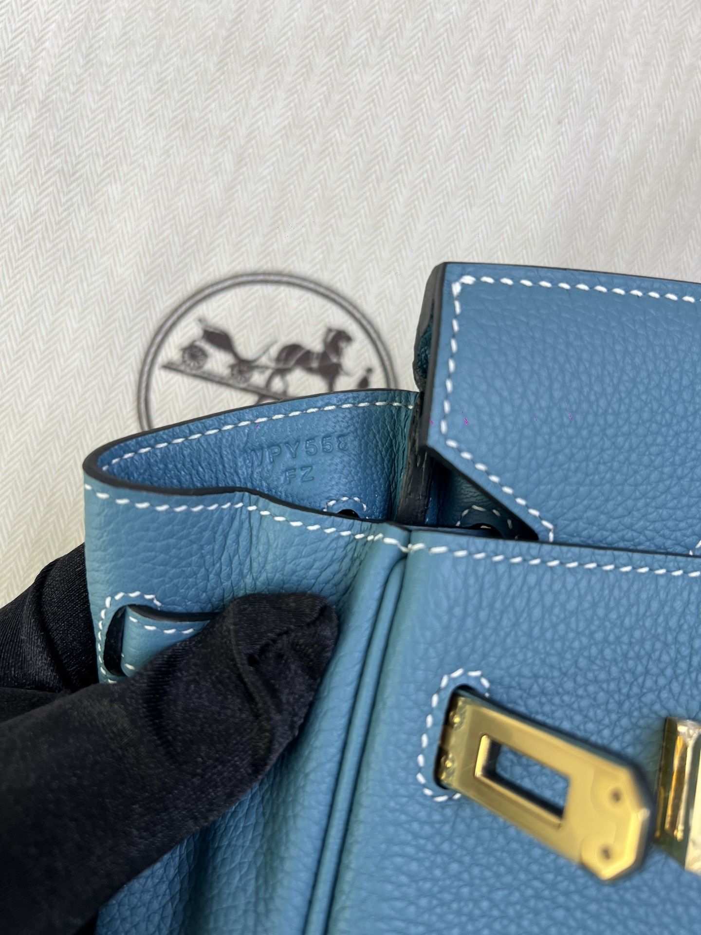 Hermès Model: Birkin 25 Color: Denim Blue with Gold Hardware Dimensions: 25cm x 20cm x 13cm