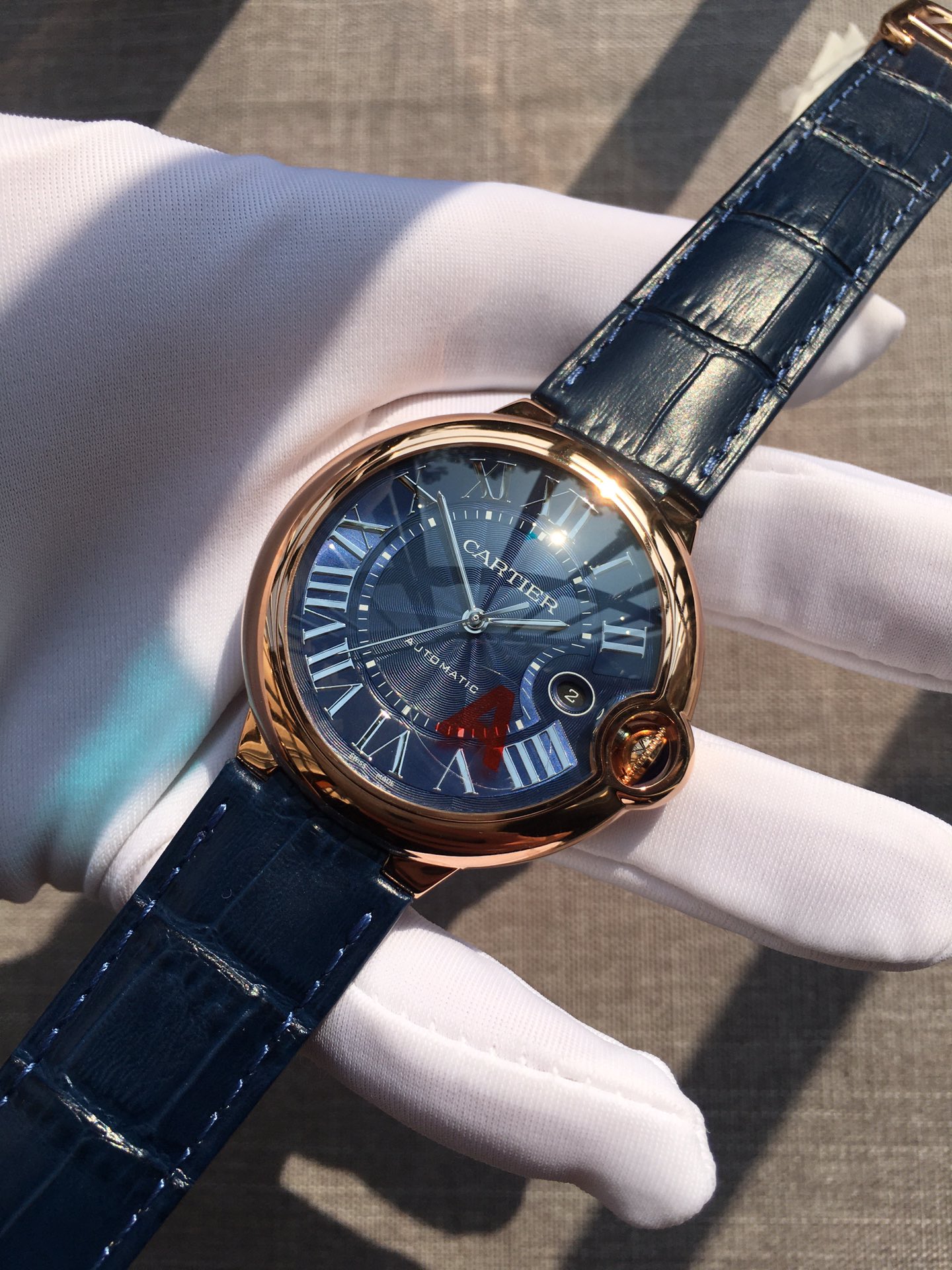 Cartier Rose Gold Automatic 42mm – Blue Dial Men’s Watch with Fish-Eye Sapphire Crystal