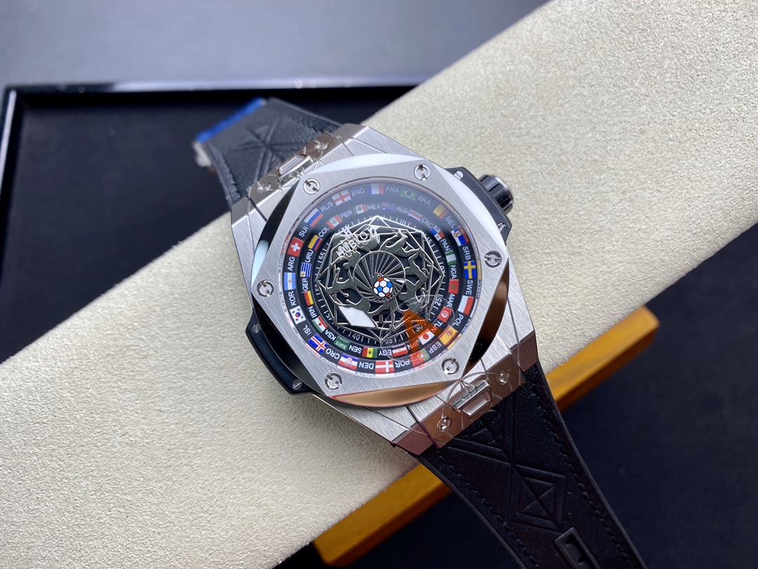 Vacheron Constantin Big Bang Sang Bleu Tattoo Collection FIFA World Cup Limited Edition 45mm×14mm｜HB Production Customized Caliber HUB1213 Swiss Calibrated Version Three-dimensional Geometric Lines Three Octagonal Hollow Rhodium-plated Hands Black Heat-tr