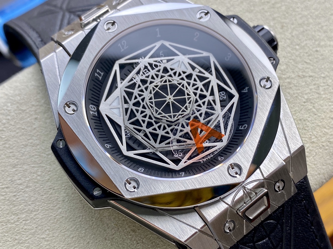 Vacheron Constantin Big Bang Sang Bleu Tattoo Collection 45mm×14mm｜HB Production Customized Caliber HUB1213 Swiss Calibrated Version Three-dimensional Geometric Lines Three Octagonal Hollow Rhodium-plated Hands Black Heat-transferred Calfskin Strap (Natur