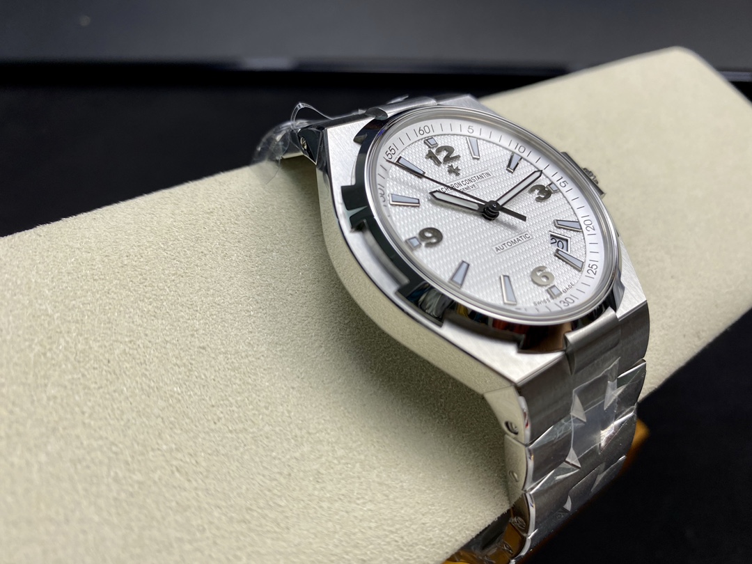 Vacheron Constantin Overseas Collection 47040 Men's Watch 42mm×9.7mm｜JJ Production Imported 9015 Automatic Mechanical Movement Enamel-filled Dial Hand-carved Case (with QE Quality Inspection) Case Back Etching Craft (Model 47040/Code Starting with 131/150