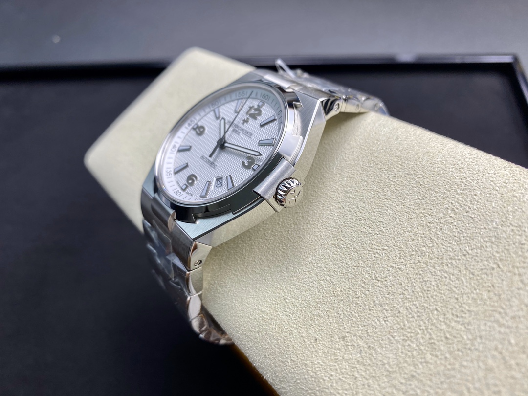 Vacheron Constantin Overseas Collection 47040 Men's Watch 42mm×9.7mm｜JJ Production Imported 9015 Automatic Mechanical Movement Enamel-filled Dial Hand-carved Case (with QE Quality Inspection) Case Back Etching Craft (Model 47040/Code Starting with 131/150