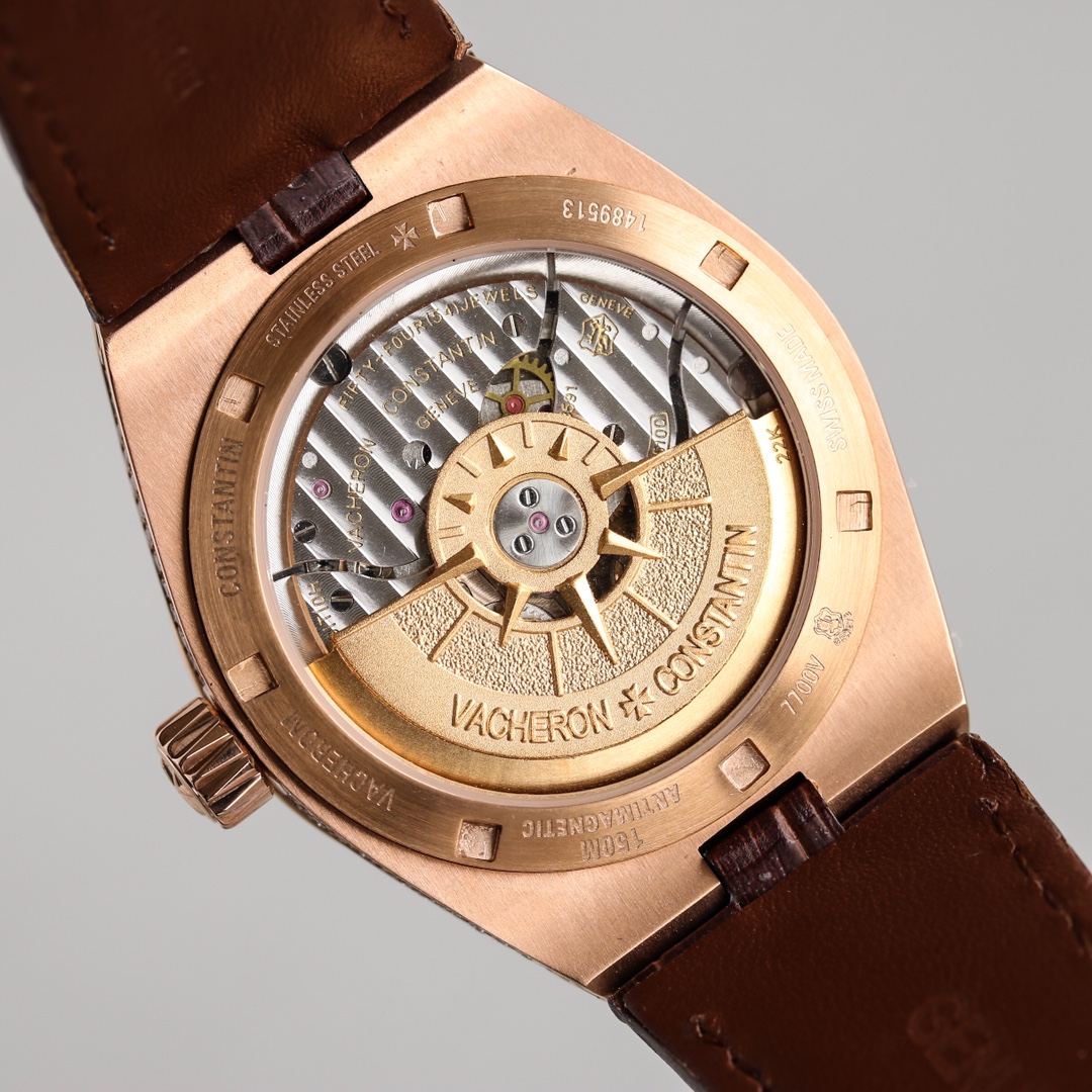 Vacheron Constantin Overseas Collection 41mm｜Caliber 5100 Imported Automatic Mechanism Sapphire Crystal Full Diamond Case See-through Movement Design